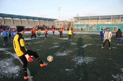 В Рязани торжественно открыли футбольный стадион ДЮСШ «Золотые купола»